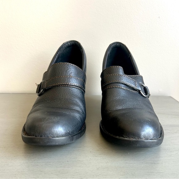 Born Leather Ankle Block Heel Slip On Boots Booties Women Sz 9 Black Strap Moto - Picture 4 of 15